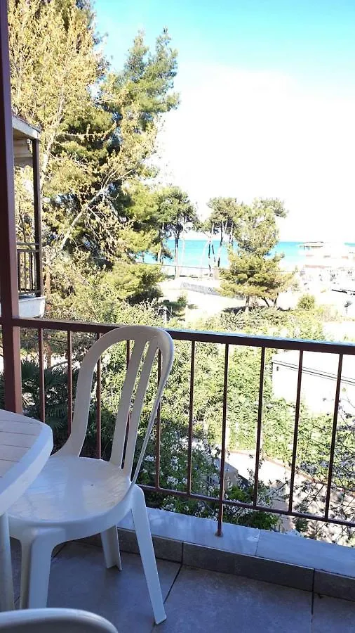 80 Steps - Beach Apartment CChanioti